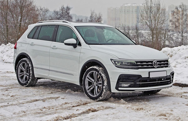 Блогер рассказал, какую скидку можно получить у дилера на новый VW Tiguan без кредита и трейд-ина. Алгоритм действий